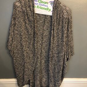 Cocoon sweater. Long for leggings.